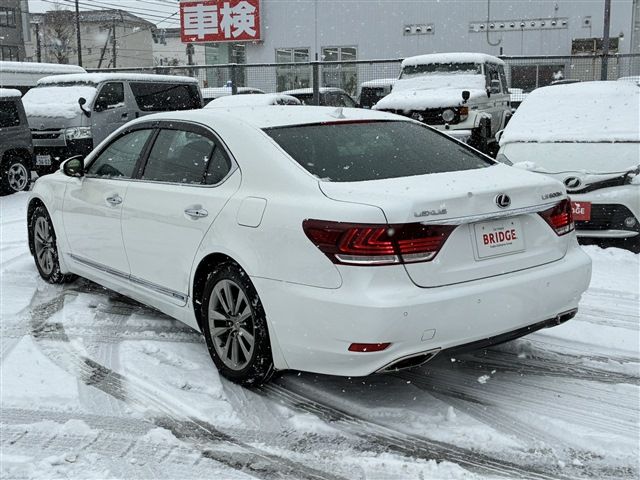 TOYOTA LEXUS LS600HL 2013 Image 31
