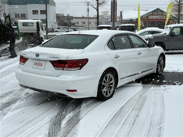 TOYOTA LEXUS LS600HL 2013 Image 31
