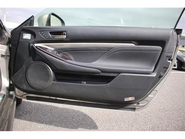 TOYOTA LEXUS RC300H 2015 Image 31