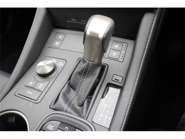 TOYOTA LEXUS RC300H 2015 Image 31