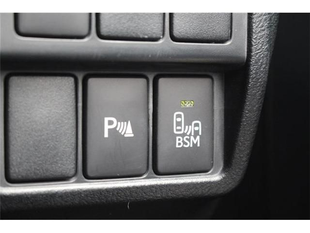 TOYOTA LEXUS RC300H 2015 Image 31