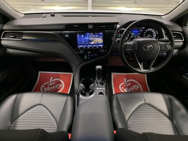 TOYOTA CAMRY HYBRID 2019 Image 31
