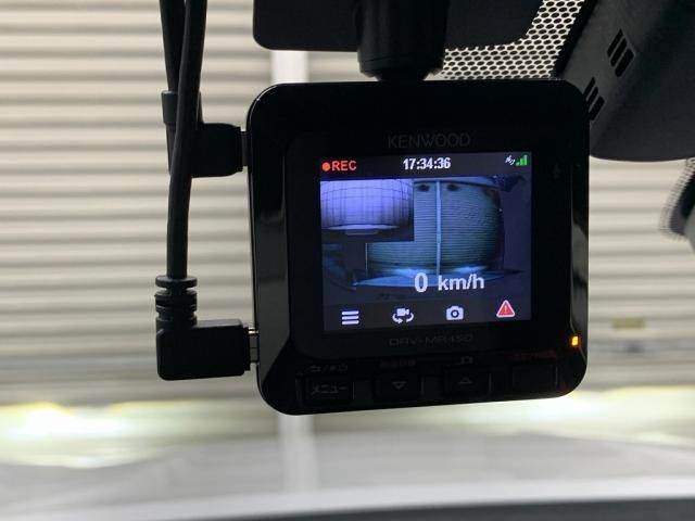 TOYOTA CAMRY HYBRID 2019 Image 31