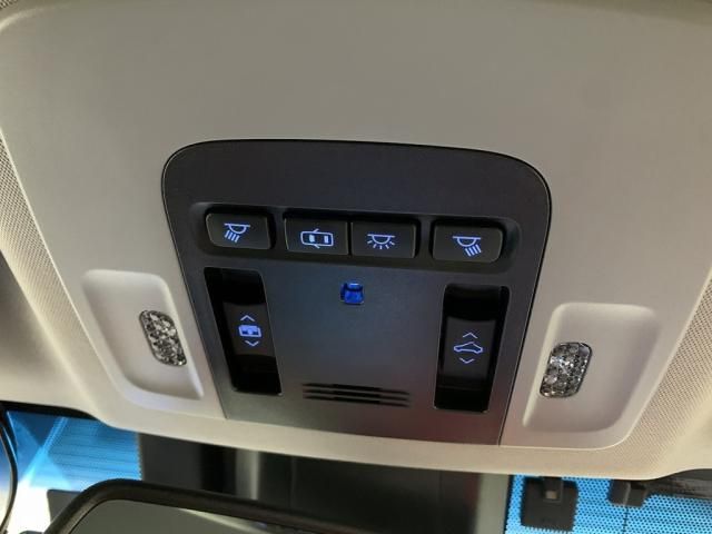 TOYOTA CAMRY HYBRID 2019 Image 31