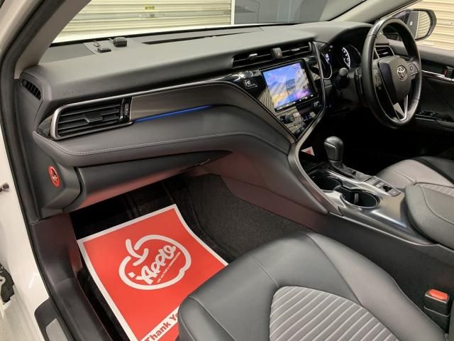 TOYOTA CAMRY HYBRID 2019 Image 31