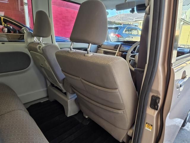 DAIHATSU TANTO 2018 Image 31