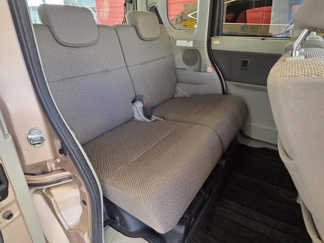 DAIHATSU TANTO 2018 Image 31