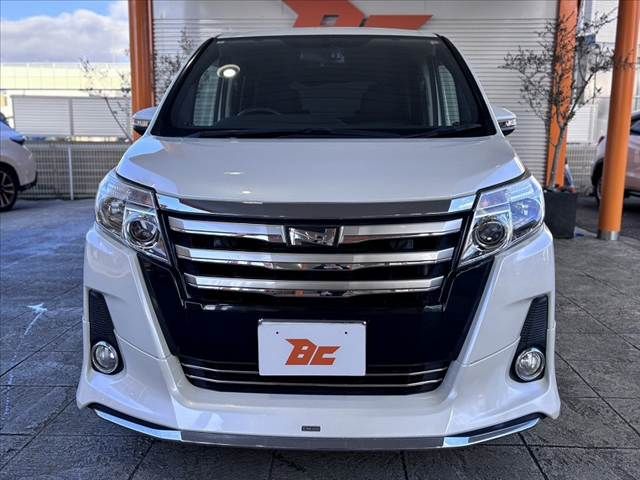TOYOTA NOAH 2014 Image 31