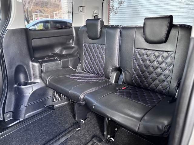 TOYOTA NOAH 2014 Image 31