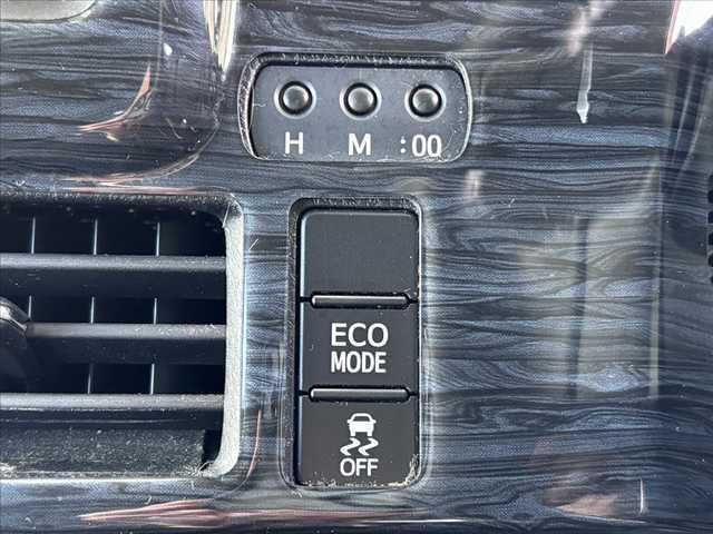 TOYOTA NOAH 2014 Image 31