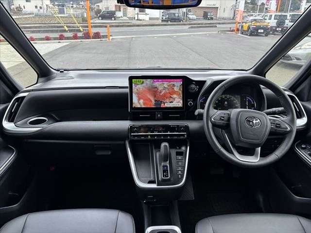 TOYOTA NOAH HYBRID 4WD 2025 Image 31