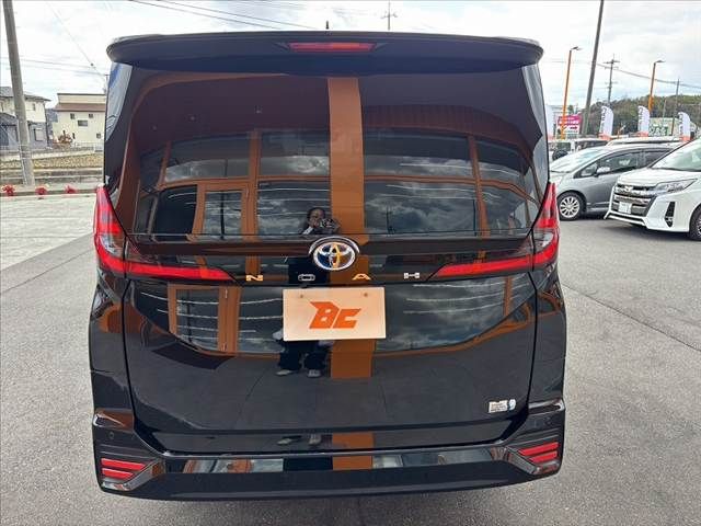 TOYOTA NOAH HYBRID 4WD 2025 Image 31