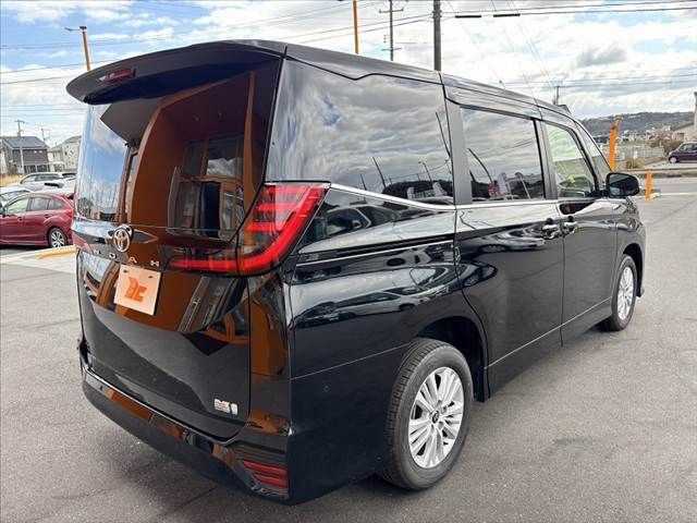 TOYOTA NOAH HYBRID 4WD 2025 Image 31