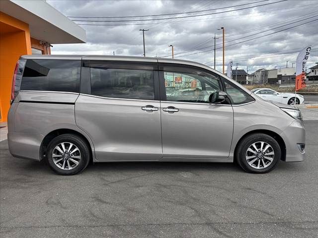 TOYOTA ESQUIRE 2017 Image 31