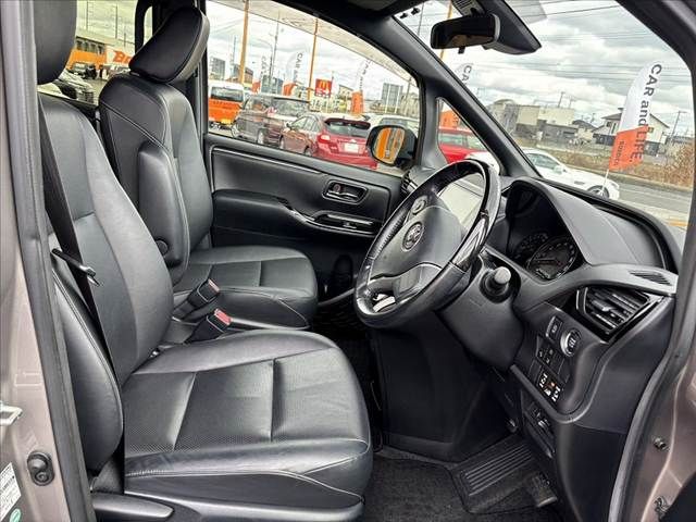 TOYOTA ESQUIRE 2017 Image 31