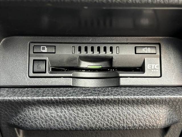 TOYOTA ESQUIRE 2017 Image 31