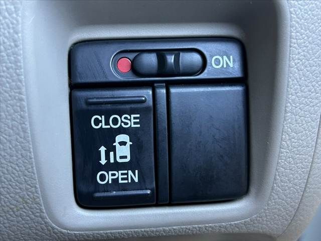 HONDA N BOX 2012 Image 31