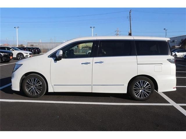 NISSAN ELGRAND 2023 Image 31