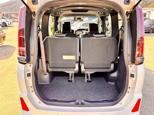 TOYOTA NOAH 2020 Image 31