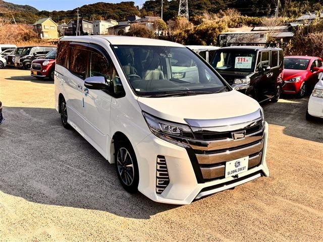 TOYOTA NOAH 2020 Image 31