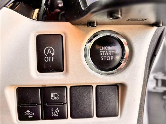 TOYOTA NOAH 2020 Image 31