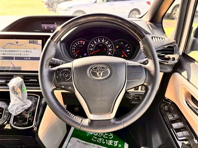 TOYOTA NOAH 2020 Image 31