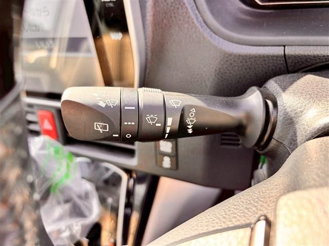 TOYOTA NOAH 2020 Image 31