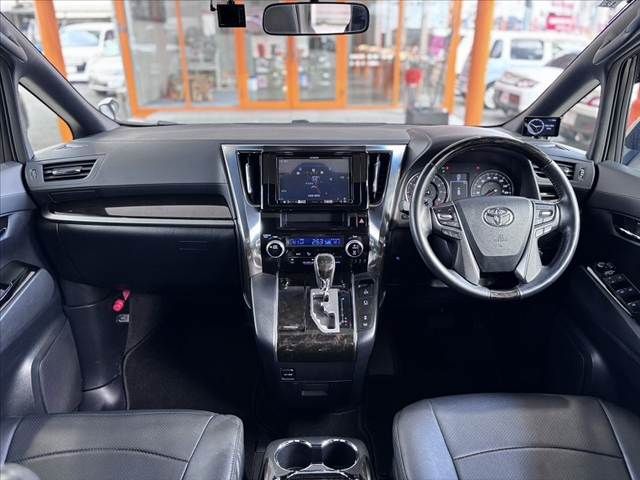 TOYOTA ALPHARD 2017 Image 31