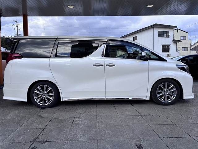 TOYOTA ALPHARD 2017 Image 31