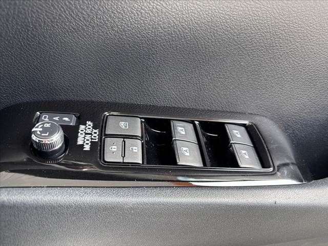 TOYOTA ALPHARD 2017 Image 31