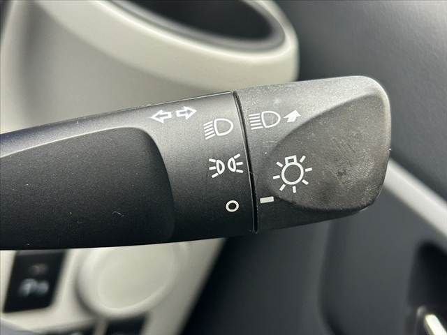 DAIHATSU MIRA E:S 2019 Image 31