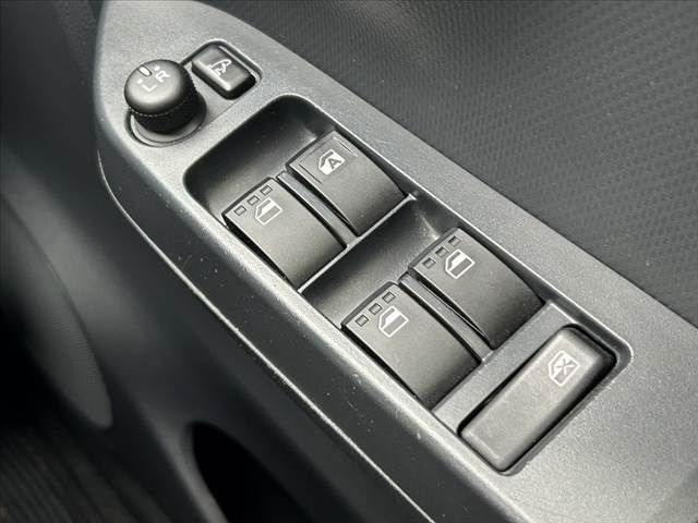 DAIHATSU MIRA E:S 2019 Image 31