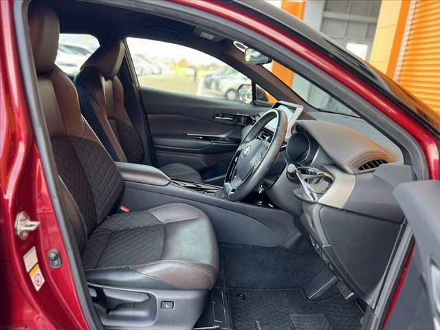 TOYOTA C-HR 2018 Image 31