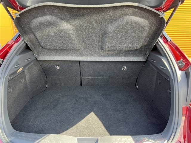 TOYOTA C-HR 2018 Image 31