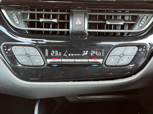 TOYOTA C-HR 2018 Image 31