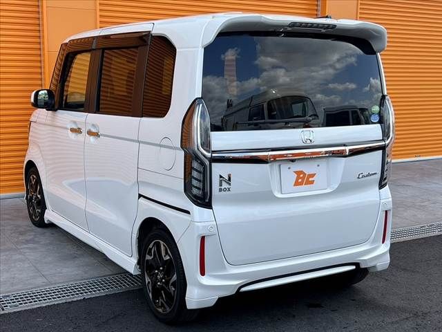 HONDA N BOX CUSTOM 2018 Image 31