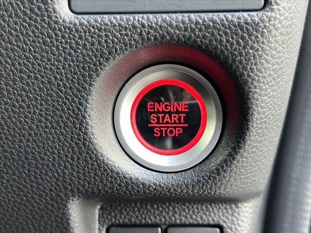 HONDA N BOX CUSTOM 2018 Image 31