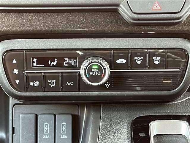 HONDA N BOX CUSTOM 2018 Image 31