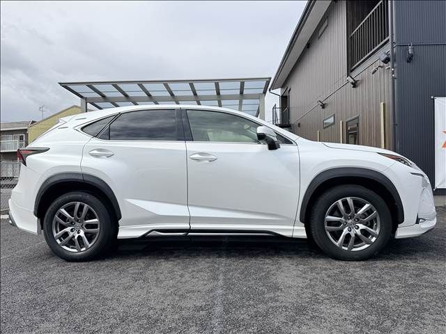 TOYOTA LEXUS NX200T 2015 Image 31