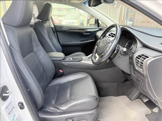 TOYOTA LEXUS NX200T 2015 Image 31