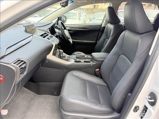 TOYOTA LEXUS NX200T 2015 Image 31