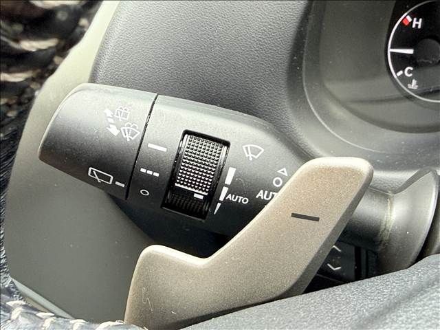 TOYOTA LEXUS NX200T 2015 Image 31