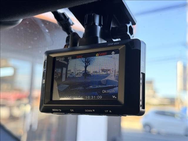 TOYOTA LEXUS IS250 2012 Image 31