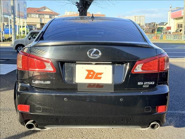 TOYOTA LEXUS IS250 2012 Image 31