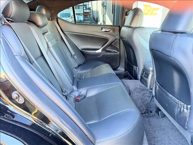 TOYOTA LEXUS IS250 2012 Image 31