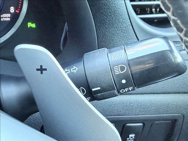 TOYOTA LEXUS IS250 2012 Image 31