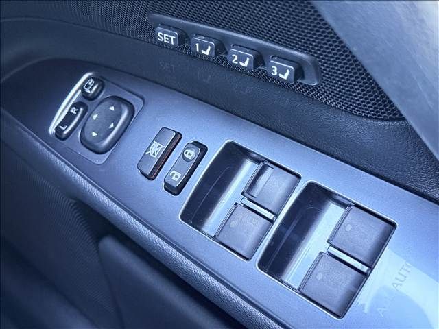 TOYOTA LEXUS IS250 2012 Image 31