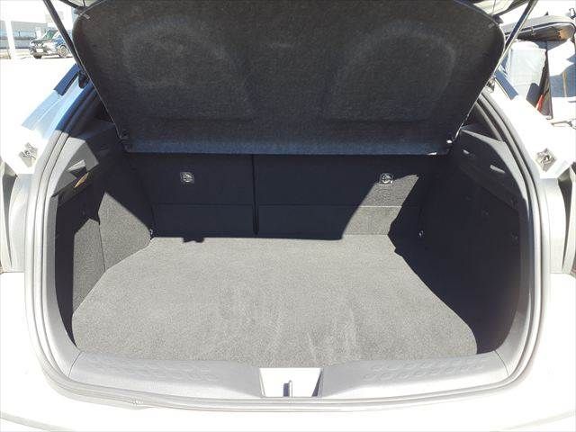 TOYOTA C-HR 2017 Image 31