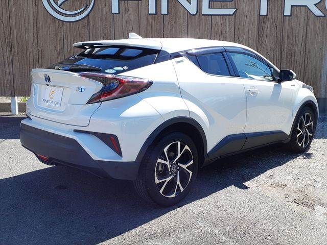 TOYOTA C-HR 2017 Image 31