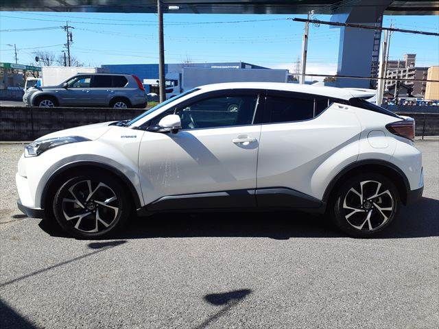 TOYOTA C-HR 2017 Image 31